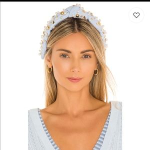 Lele Sadoughi
Cloud  Charm Knotted Headband in Sky Blue
